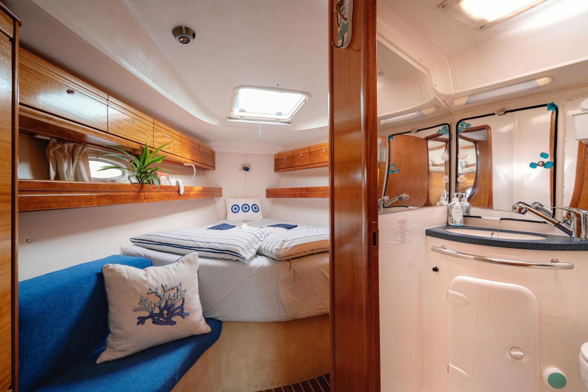 Charming Sailing Boat - Le Dimore Di Ines Bari Exterior photo